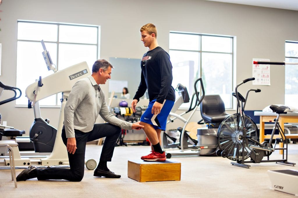 The Difference Between a PT and PTA